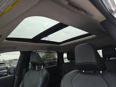 2022 INFINITI QX60 LUXE AWD