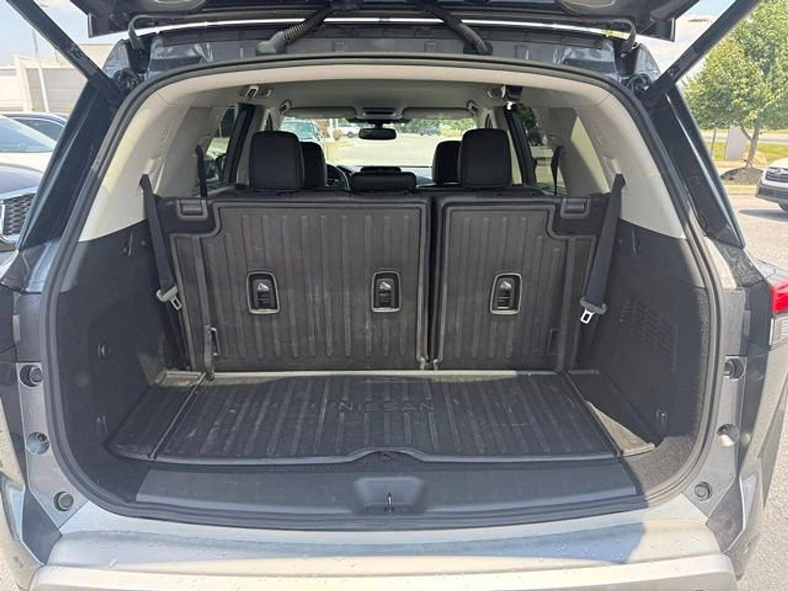 2022 Nissan Pathfinder SL 4WD