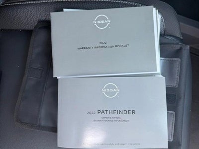 2022 Nissan Pathfinder SL 4WD