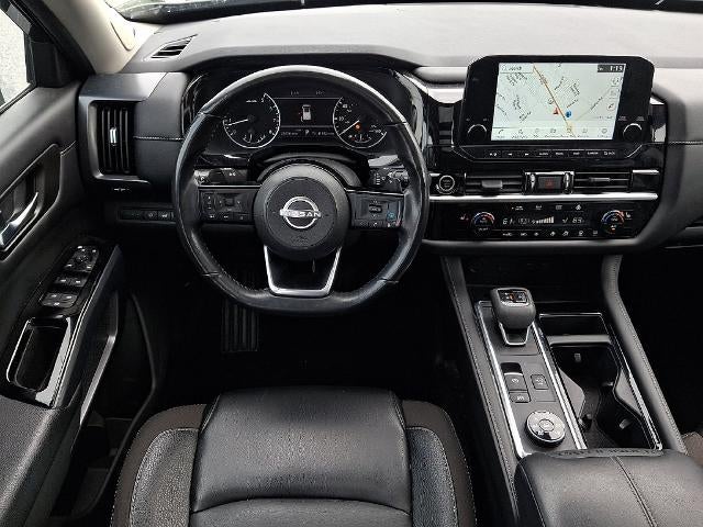 2024 Nissan Pathfinder SL 4WD