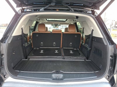 2023 Nissan Pathfinder Platinum 4WD