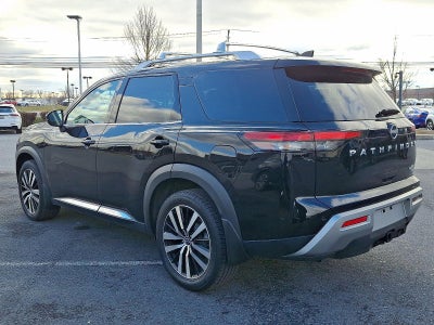 2023 Nissan Pathfinder Platinum 4WD