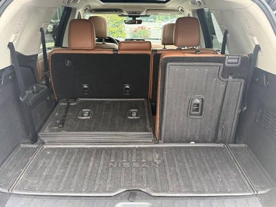 2023 Nissan Pathfinder Platinum 4WD