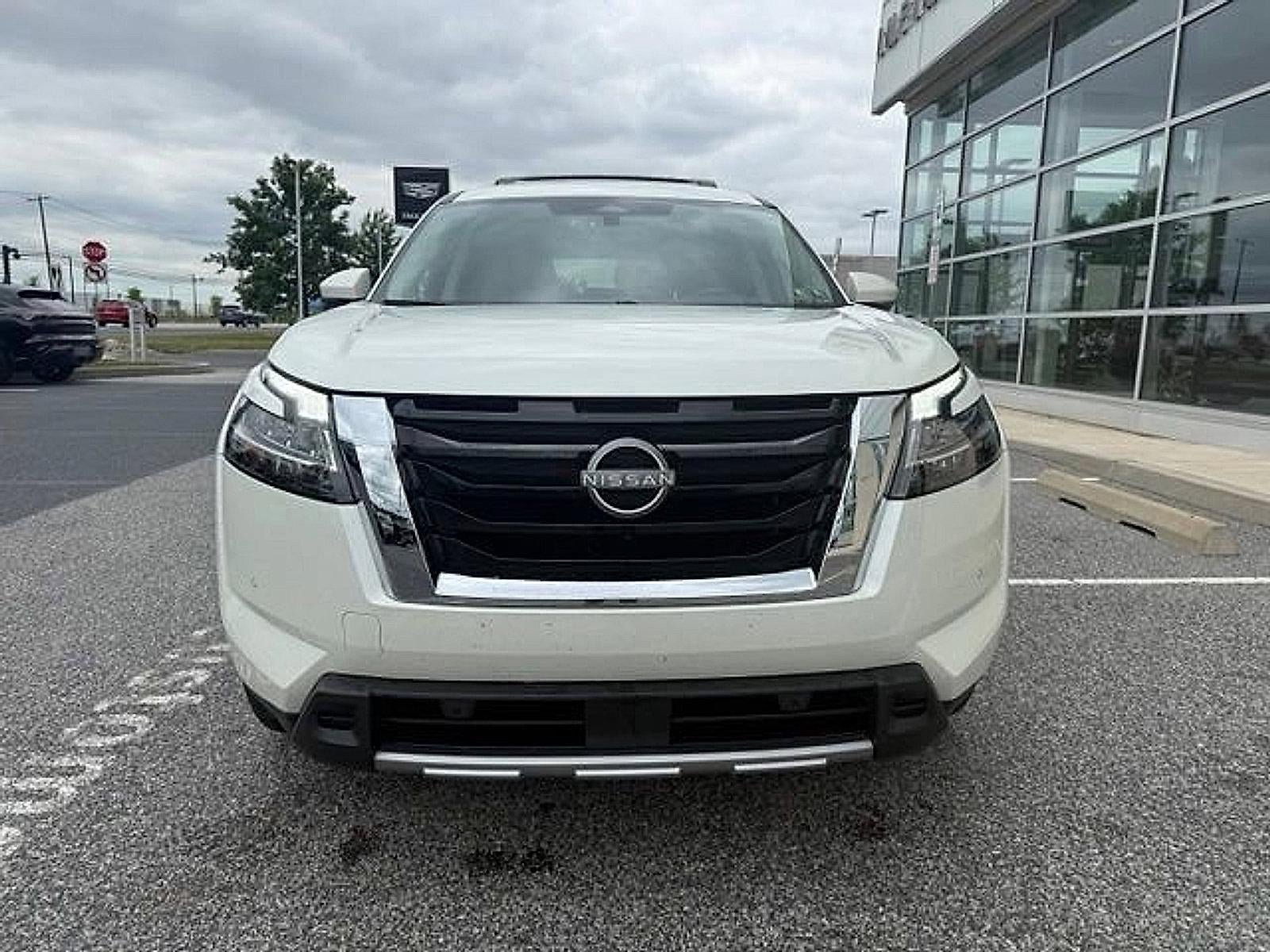 2023 Nissan Pathfinder Platinum 4WD