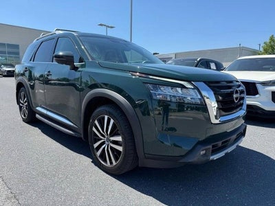 2023 Nissan Pathfinder Platinum 4WD
