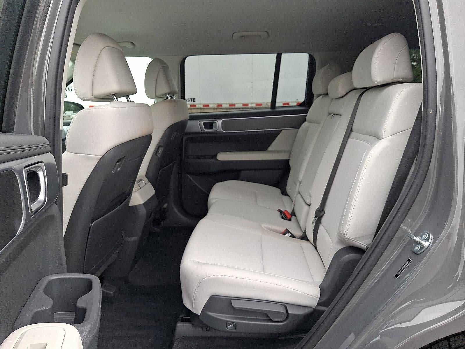 2025 Hyundai SANTA FE SE AWD