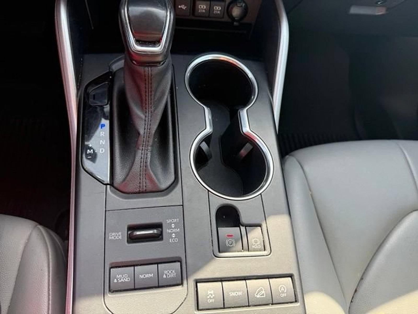 2021 Toyota Highlander XLE AWD (Natl)