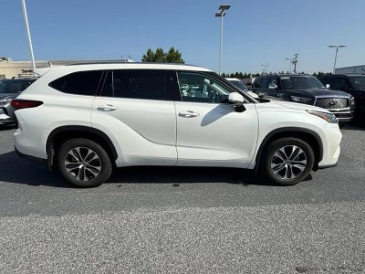 2021 Toyota Highlander XLE AWD (Natl)