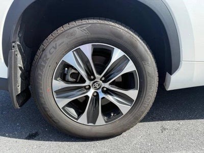 2021 Toyota Highlander XLE AWD (Natl)