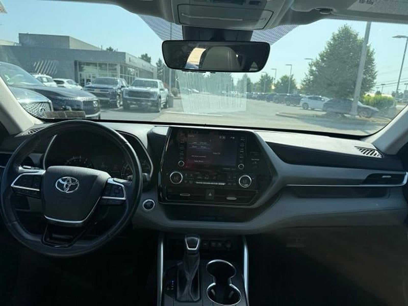 2021 Toyota Highlander XLE AWD (Natl)