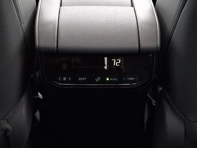 2021 Toyota Highlander XLE AWD (Natl)