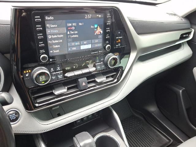 2021 Toyota Highlander XLE AWD (Natl)