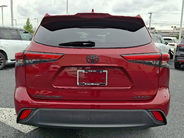 2021 Toyota Highlander XLE AWD (Natl)