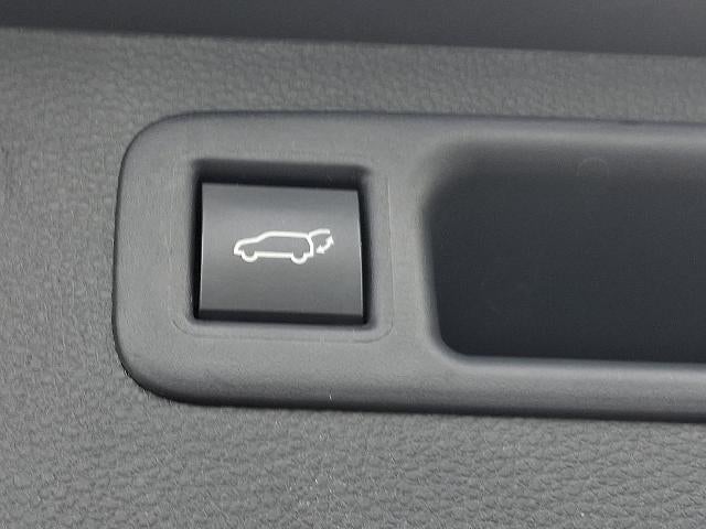2025 Toyota Highlander XLE AWD (Natl)