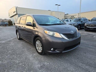 2011 Toyota Sienna 5dr 8-Pass Van V6 XLE FWD (Natl)