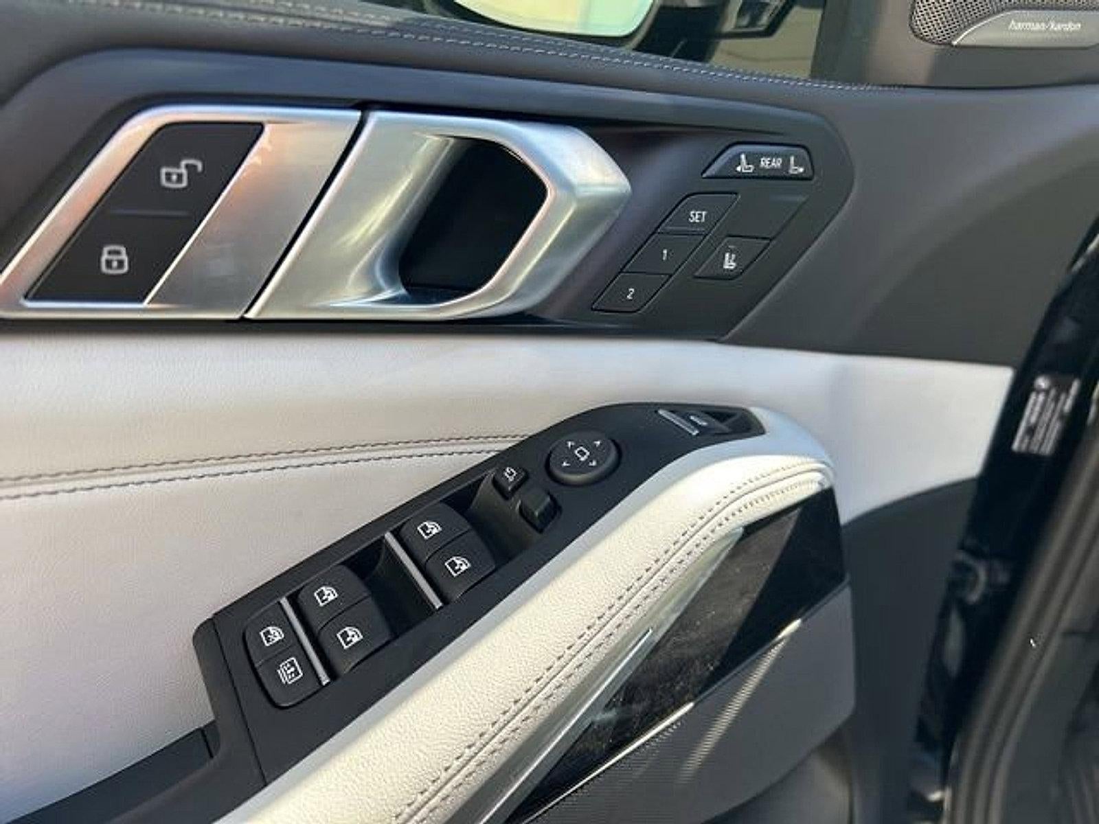 2026 BMW X7 xDrive40i Sports Activity Vehicle