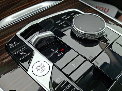 2026 BMW X7 xDrive40i Sports Activity Vehicle