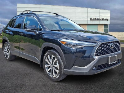 2025 Toyota Corolla Cross XLE 4WD (Natl)