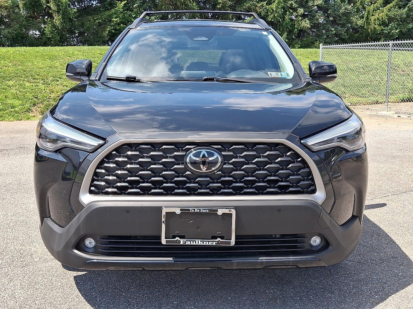 2025 Toyota Corolla Cross XLE 4WD (Natl)