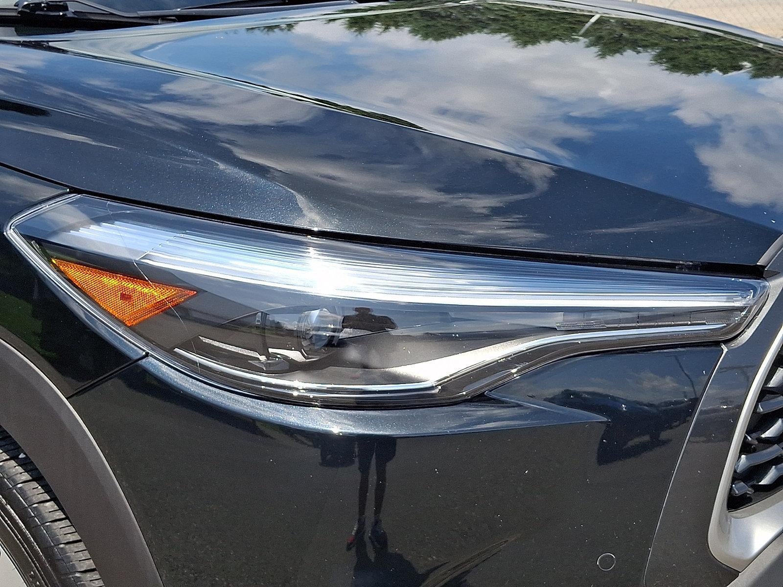 2025 Toyota Corolla Cross XLE 4WD (Natl)