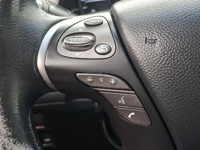 2015 INFINITI Q70 3.7 AWD