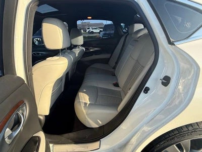 2019 INFINITI Q70 3.7 LUXE AWD