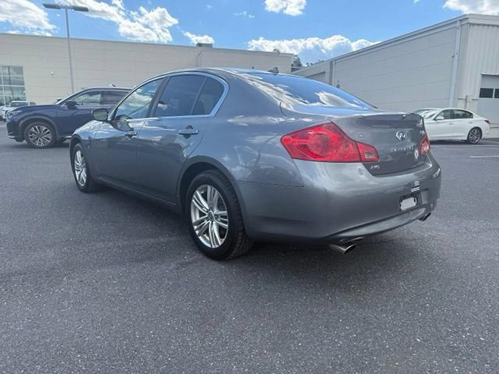 2015 INFINITI Q40 AWD