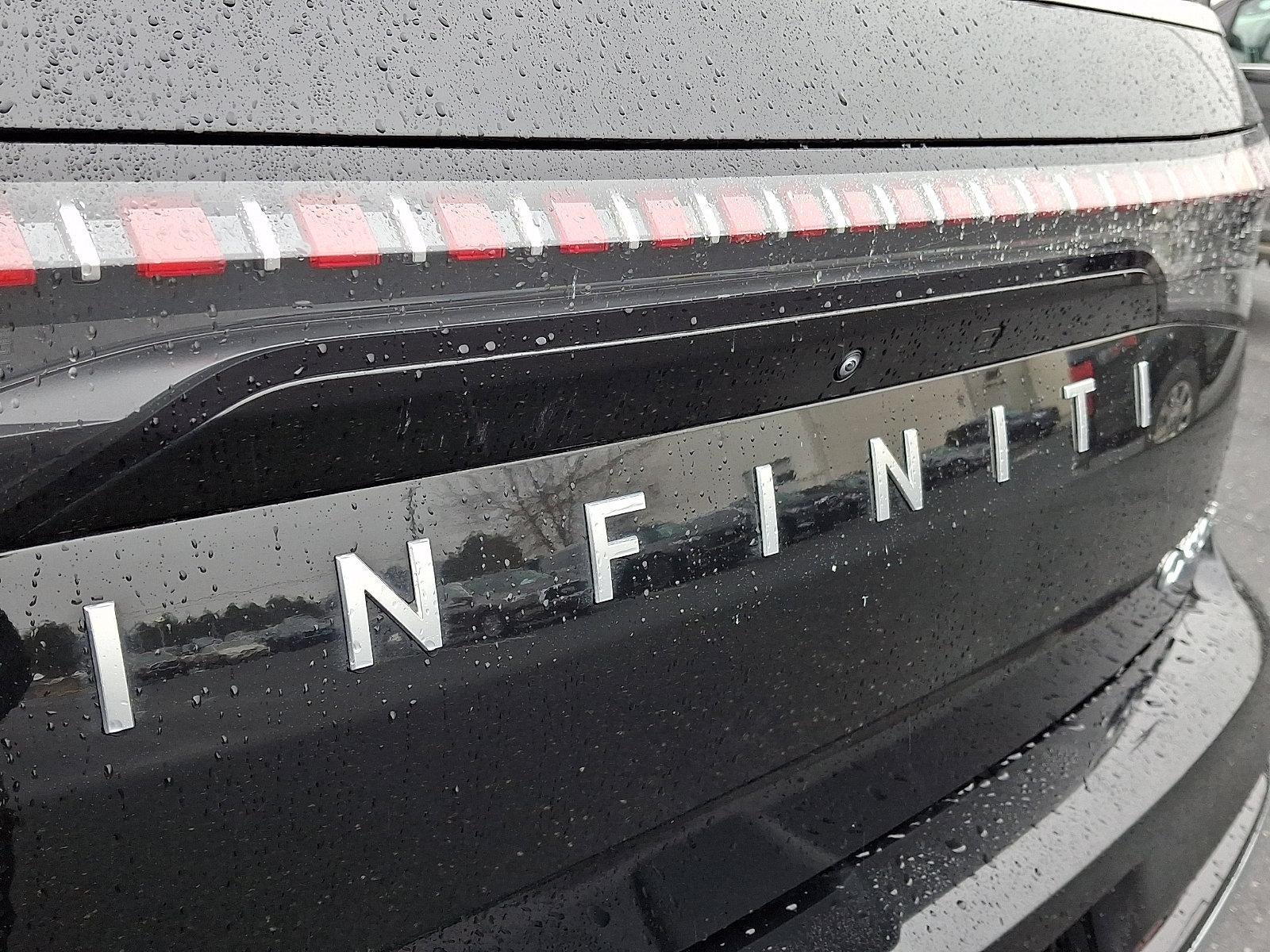 2025 INFINITI QX80 SENSORY AWD