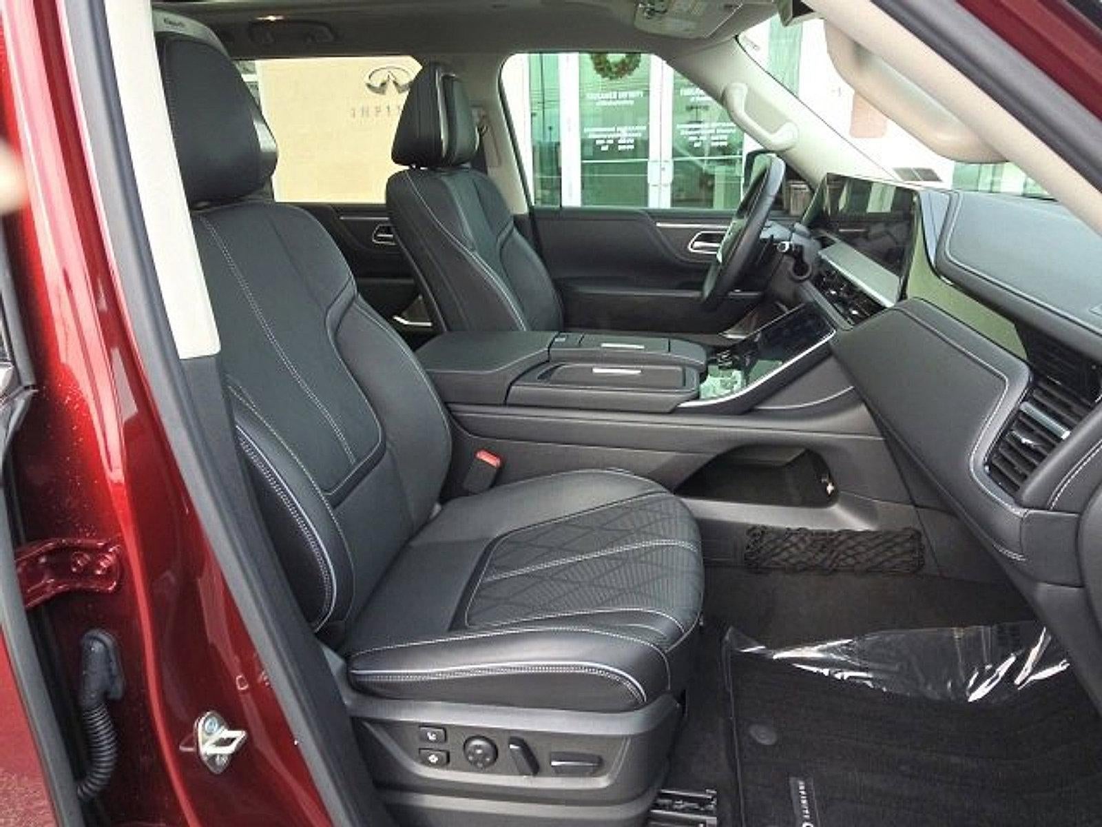 2025 INFINITI QX80 SENSORY AWD