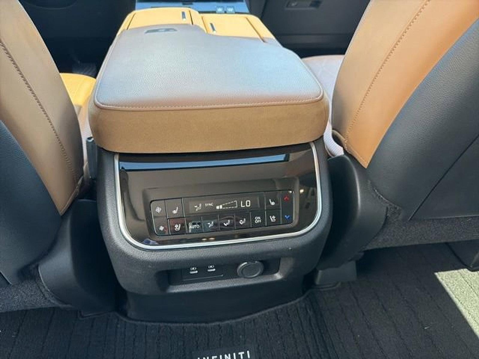 2025 INFINITI QX80 SENSORY AWD