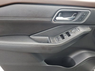 2023 Nissan Rogue AWD Platinum *Ltd Avail*