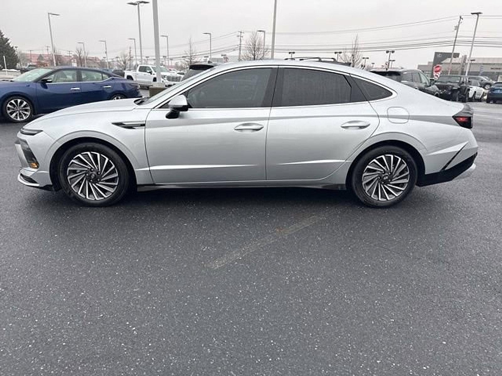 2024 Hyundai SONATA Hybrid SEL 2.0L