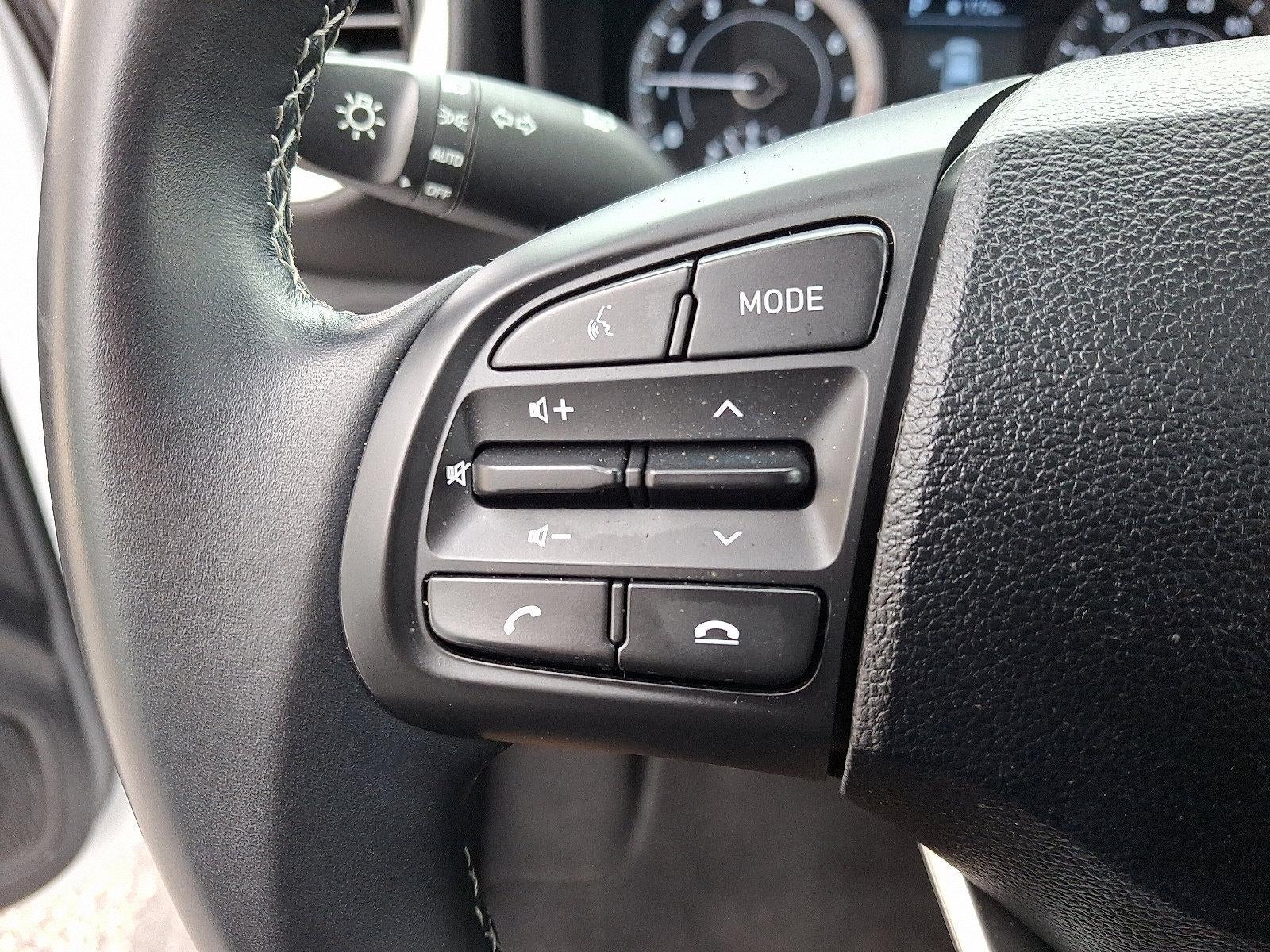 2022 Hyundai VENUE SEL IVT