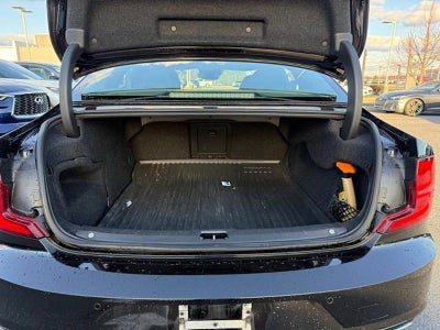 2017 Volvo S90 T6 AWD Momentum