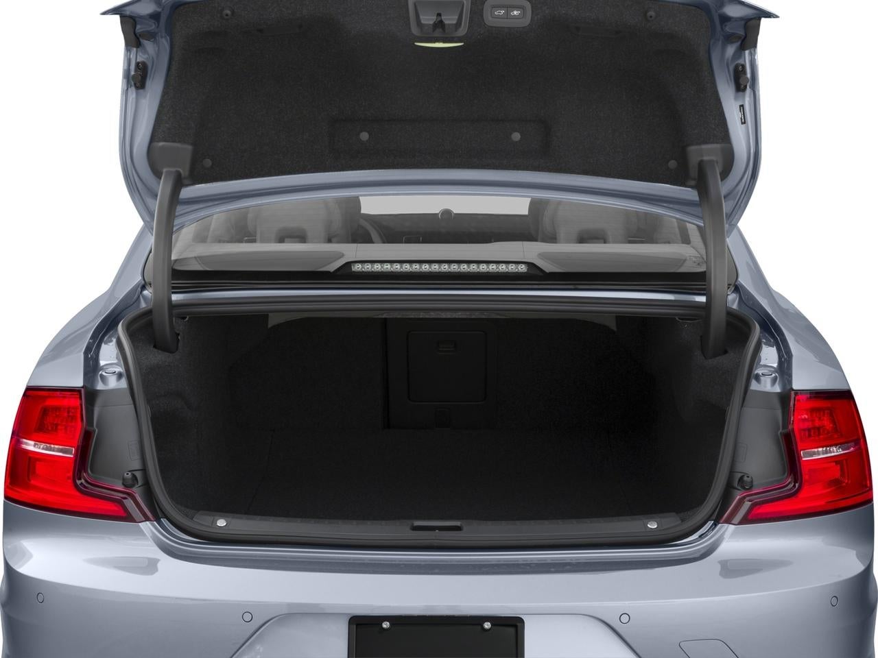 2017 Volvo S90 T6 AWD Momentum