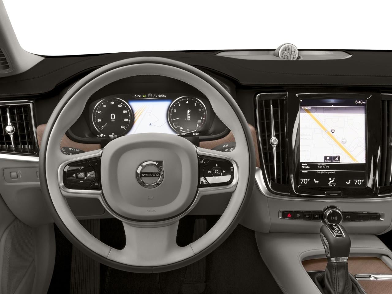 2017 Volvo S90 T6 AWD Momentum