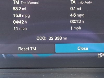 2023 Volvo XC40 B5 AWD Plus Dark Theme