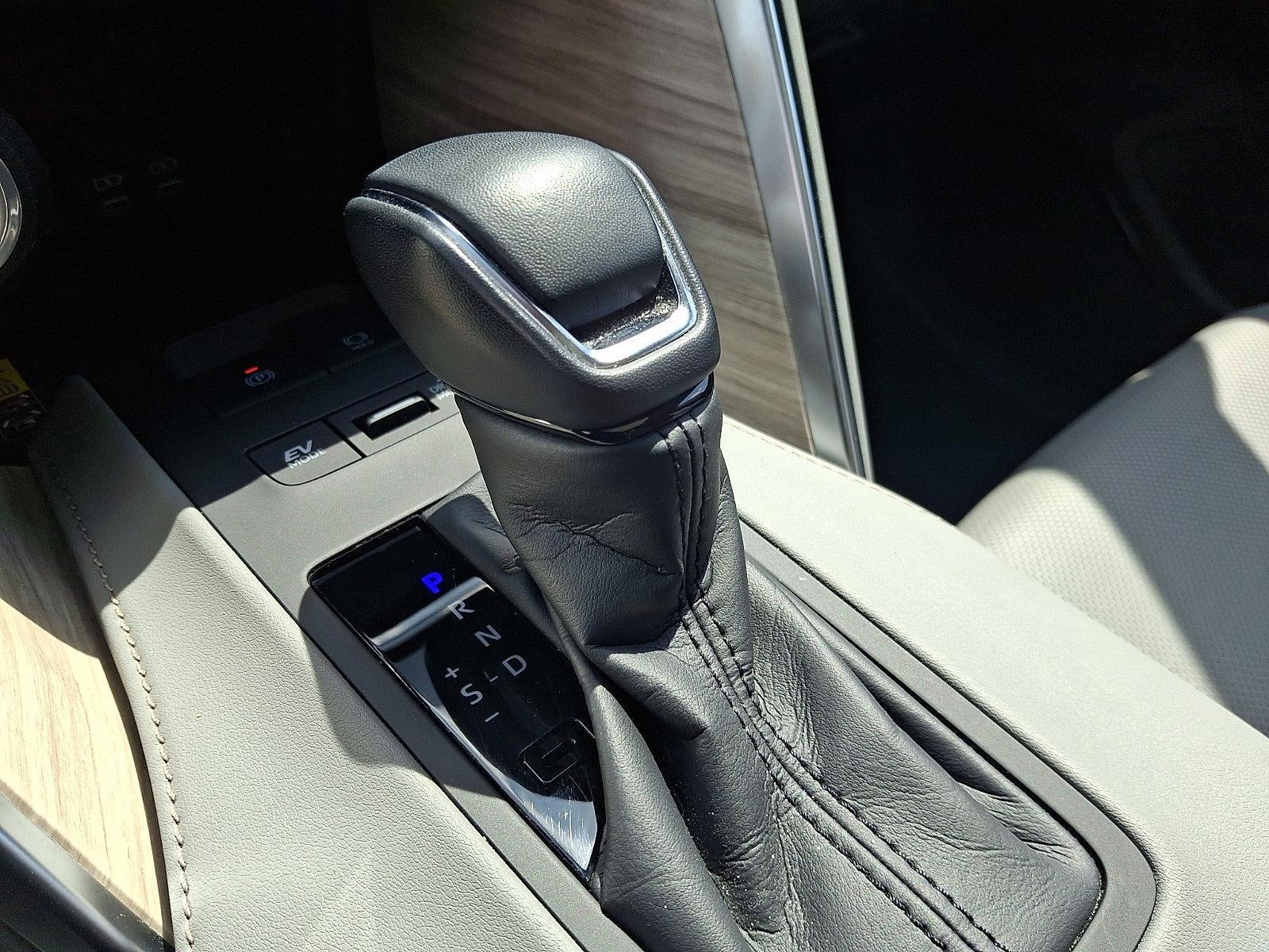 2023 Toyota Venza Limited AWD (GS)