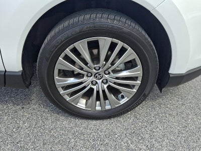 2023 Toyota Venza Limited AWD (GS)