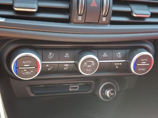 2022 Alfa Romeo Giulia Veloce AWD