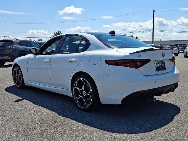 2022 Alfa Romeo Giulia Veloce AWD