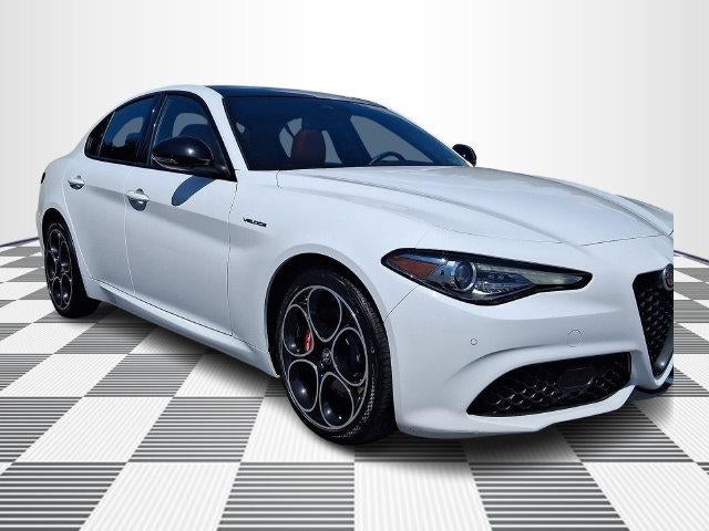2022 Alfa Romeo Giulia Veloce AWD