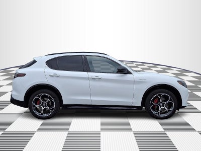 2024 Alfa Romeo Stelvio Veloce AWD