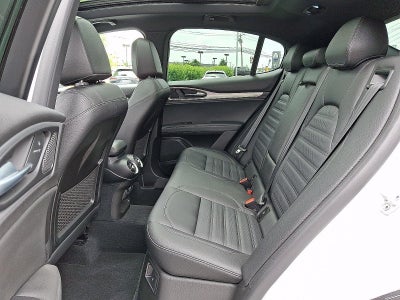 2024 Alfa Romeo Stelvio Veloce AWD