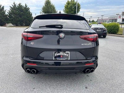 2022 Alfa Romeo Stelvio Quadrifoglio AWD
