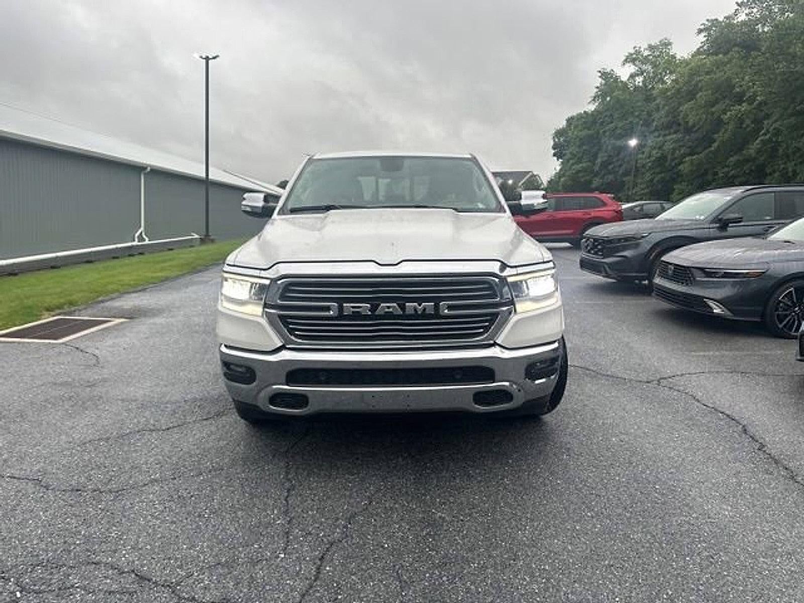 2019 RAM 1500 Laramie 4x4 Crew Cab 5'7" Box
