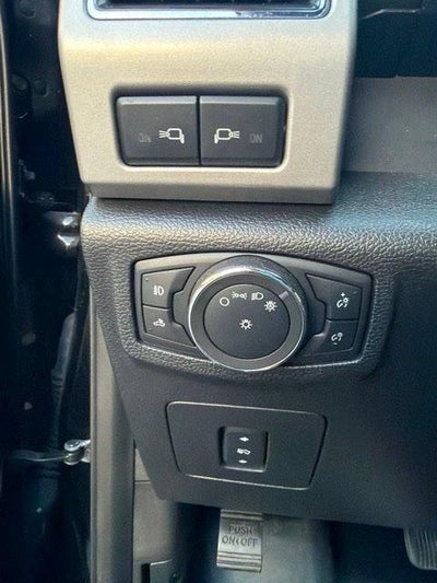 2017 Ford F-150 Lariat 4WD SuperCrew 5.5' Box