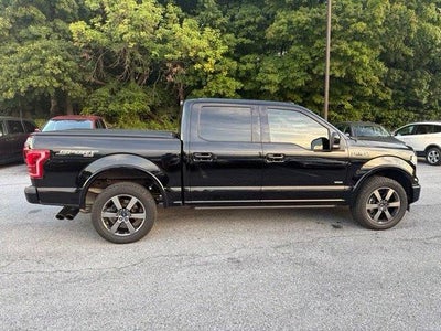 2017 Ford F-150 Lariat 4WD SuperCrew 5.5' Box