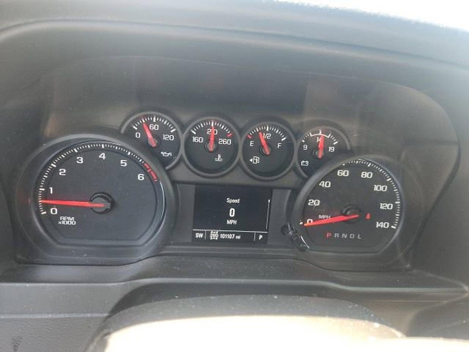 2021 Chevrolet Silverado 1500 Crew Cab Short Box 4-Wheel Drive Custom
