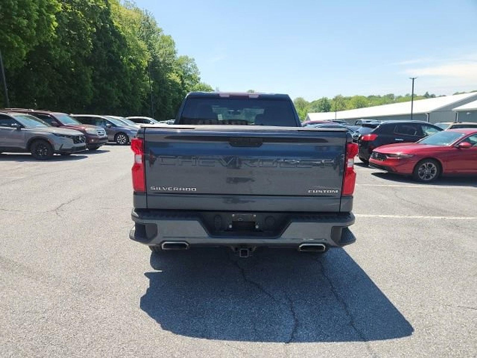 2021 Chevrolet Silverado 1500 Crew Cab Short Box 4-Wheel Drive Custom